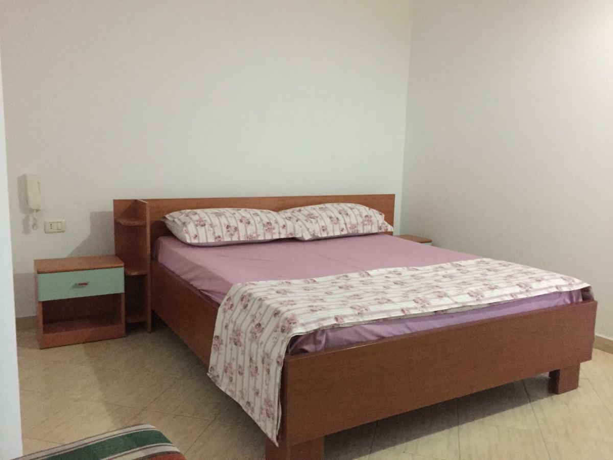 Hotel Moris Kryemëdhej المظهر الخارجي الصورة