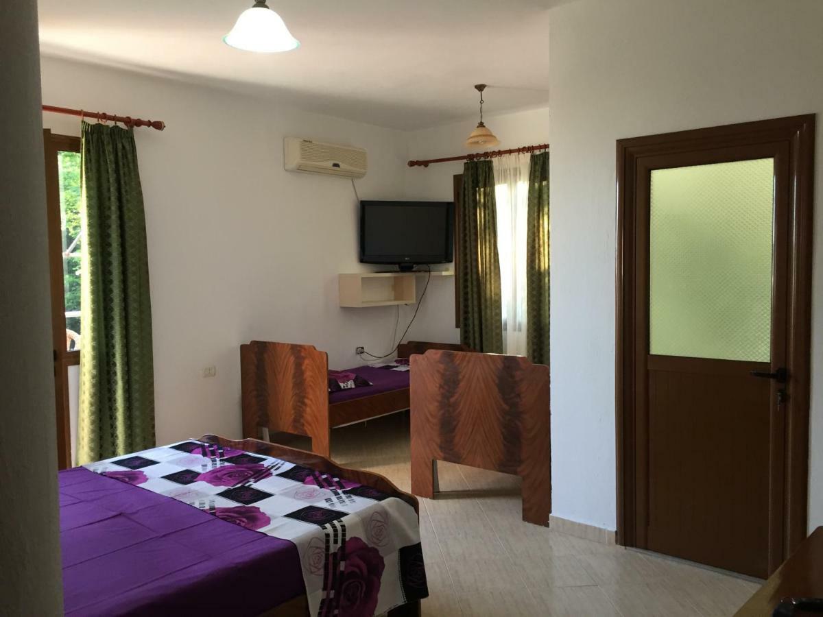 Hotel Moris Kryemëdhej المظهر الخارجي الصورة